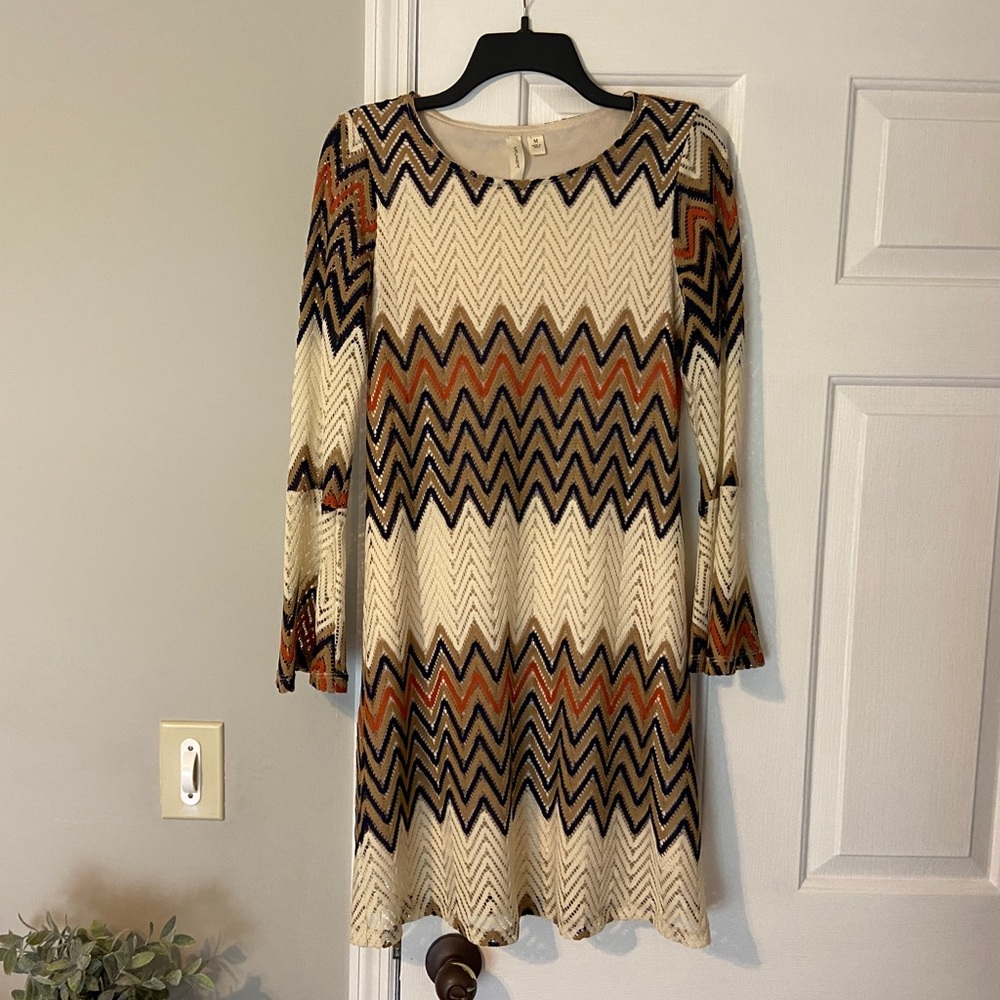 Bell sleeve dress
